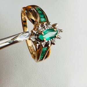 Vintage 10K Gold Marquise Emerald Diamond Cluster Ring Size 7.25